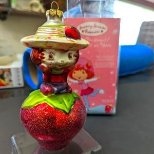 Strawberry Shortcake Christmas Tree Ornament 2005